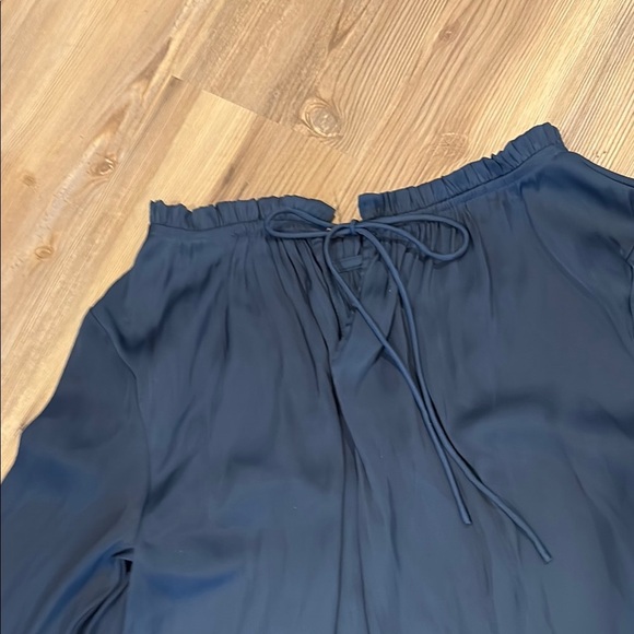 Ann Taylor Factory Blue Silky Long Sleeve Blouse - Picture 4 of 5